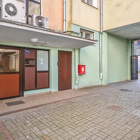 Apartment Comfortable Studio With Balcony Located 600 M From The Beach By Rent Like Gdynia